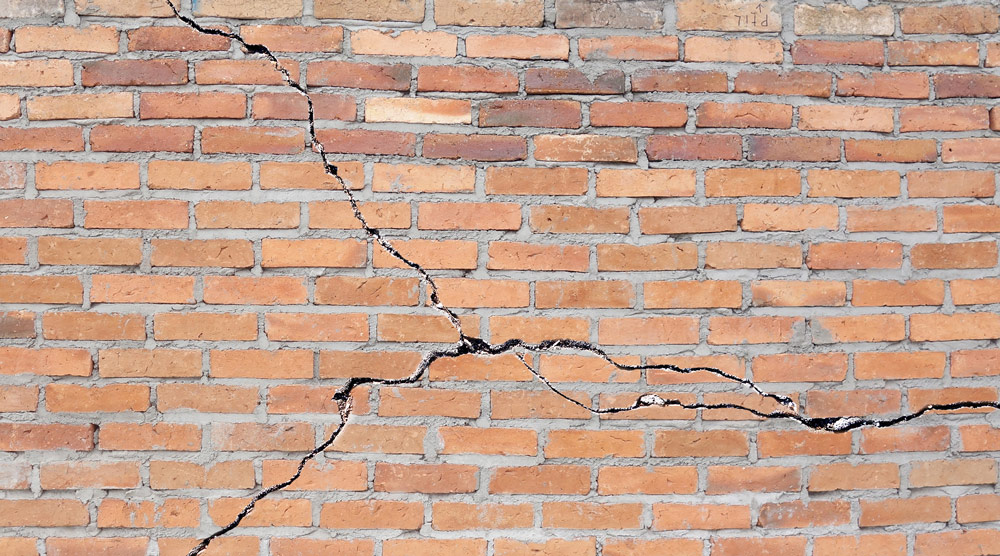 cracked-wall